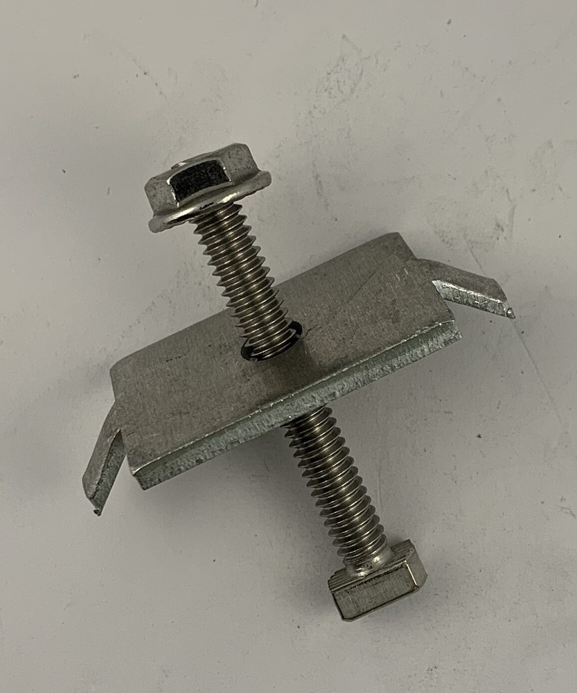 Lot of 4 Ironridge Solar Mid Clamps A-B 2″ T-Bolt Clear 29-70TB-105