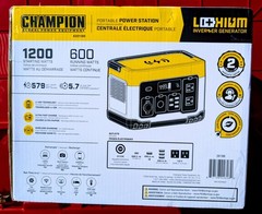 Champion Power Equipment 201189 579-Wh Power Station 1200/600-Watt Lithium-Ion
