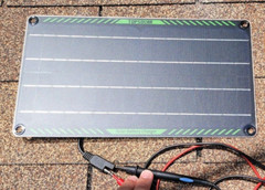 Solar Trickle Charger 10W 12V Solar Panel Car Battery Portable Maintainer Car RV
