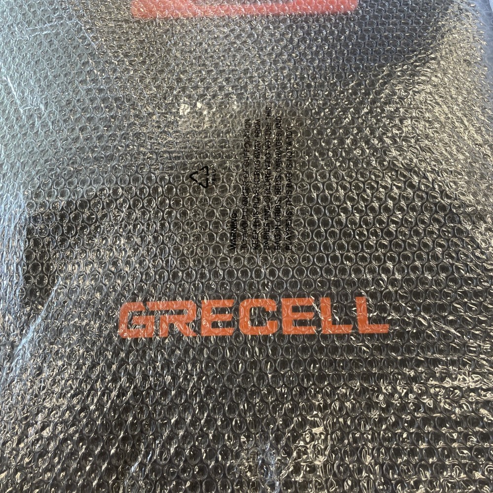 2-GRECELL UB-200 Foldable Solar Panels