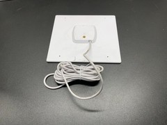 lot of 2 solar panel outdoor security cameras USB-C cable