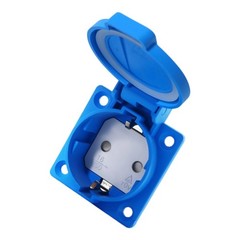 Outdoor Electrical Socket with Safety Protections for Industrial Applications
