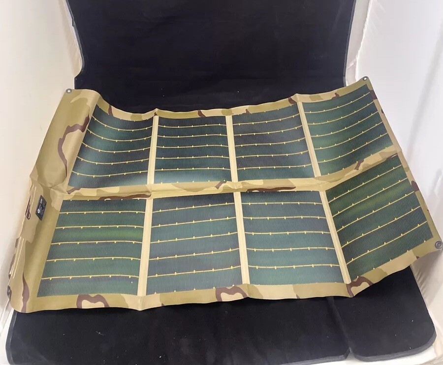 Iris Technology P3 Military Folding 60 Watt 12V Solar Charger panel PN 18063 NEW