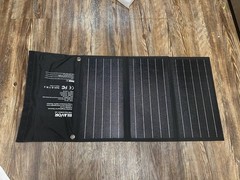 BLAVOR 30 Watt foldable solar panel with USB