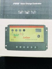Solar Charge Controller 12/24V CE RoHS ISO 9001 Certified PWM Panel Battery Regu