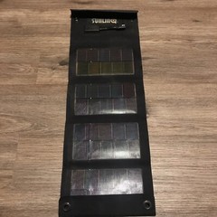 Sunlinq 6 .5 Watt Foldable Solar Panel with accessories