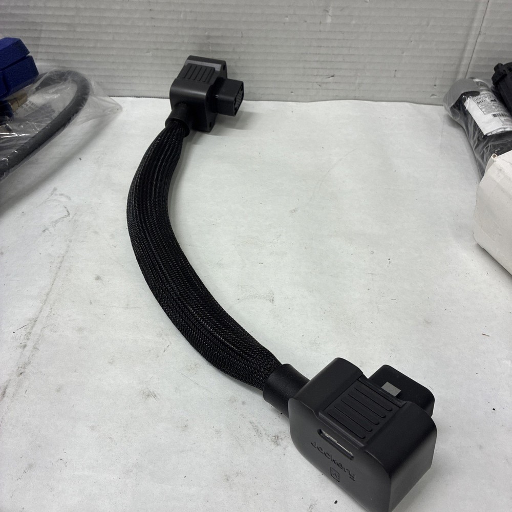 Jackery Connecting Cable