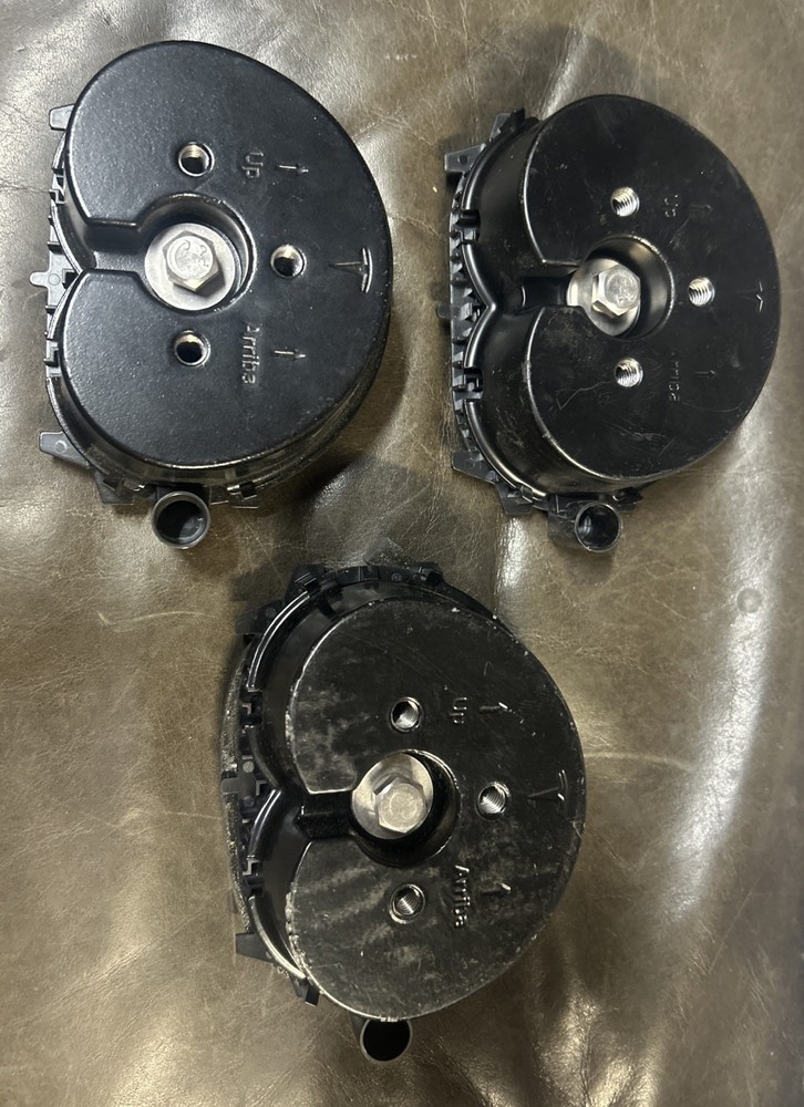 3 (Three) Tesla/Zep Solar Mounting Pucks Blocks
