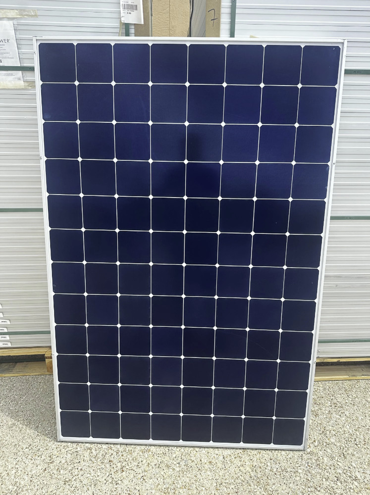 40pc Pallet SPR-E20-330-COM Sunpower 330 Watt Maxeon Cells