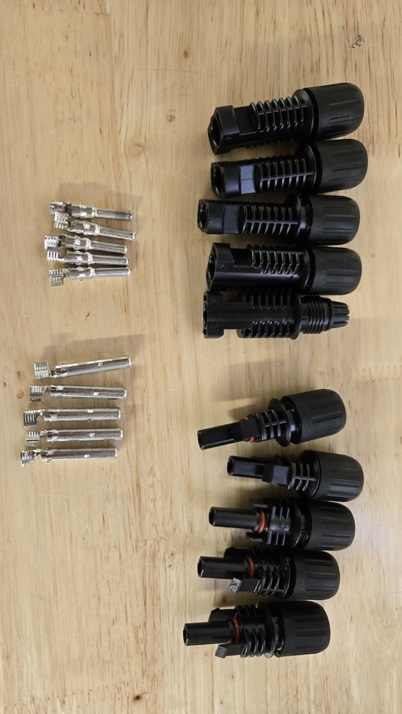 Read 5 Pairs Solar Panel Cable Wire Connectors Kit Male / Fem Waterproof