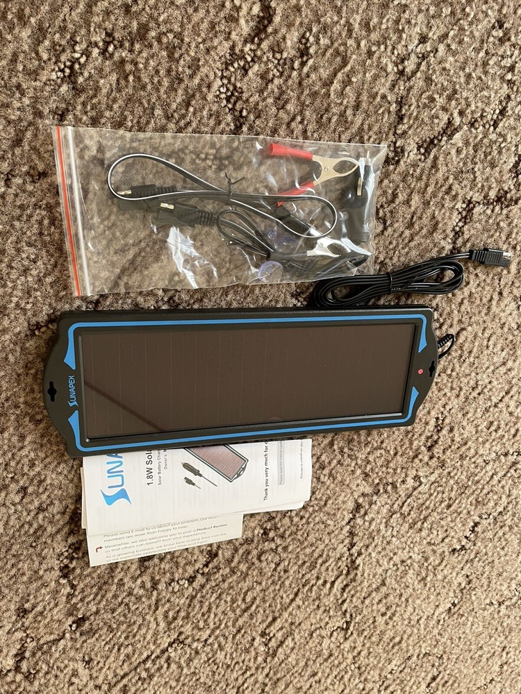 12V Solar trickle Charger, Battery Charger, Battery maintainer Portable Power