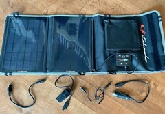 Schumacher SP-100 10W Foldable Solar Panel Charger, Power Regulation, Chainable