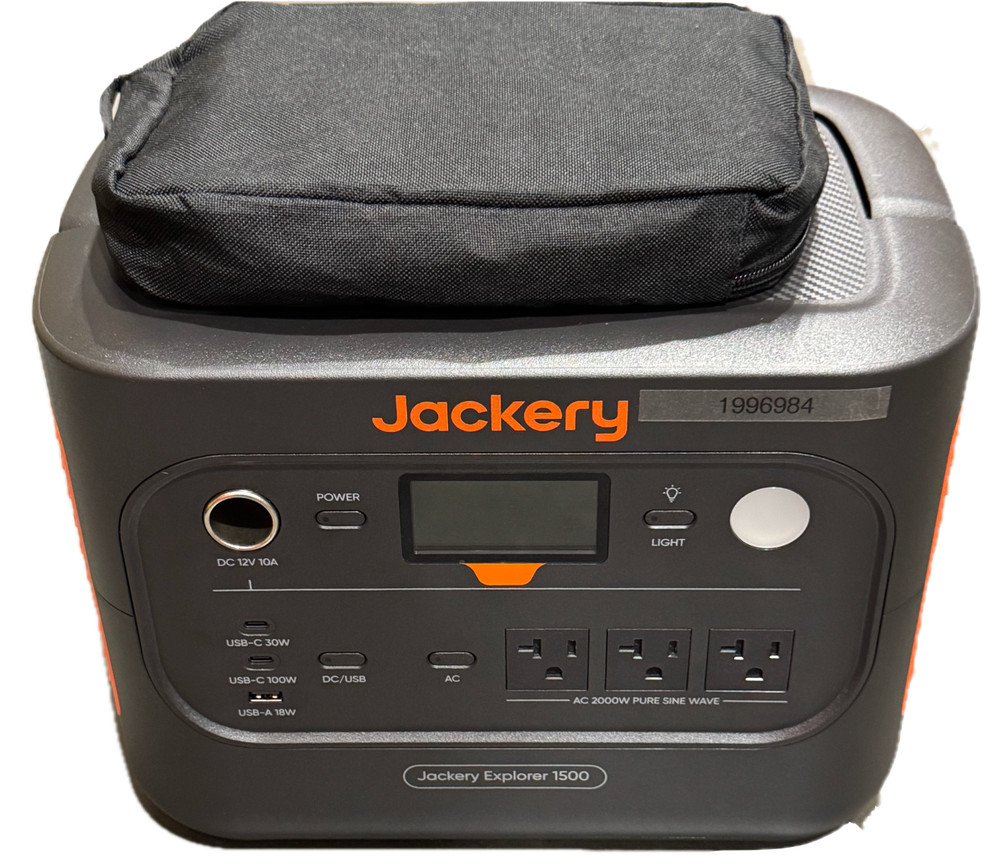 Jackery Explorer 1500 V2 Solar Generator 1536Wh 2000W + 100W Solar Panel