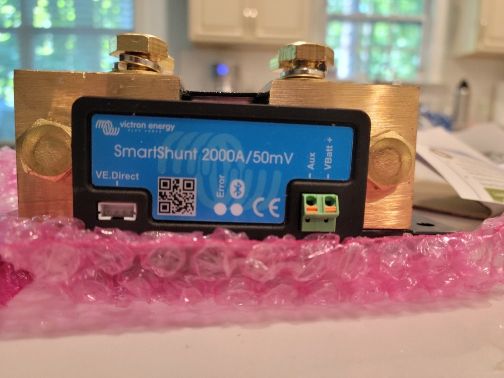 Victron SmartShunt 2000A/50MV IP65 Bluetooth Battery Monitor [SHU065220050]