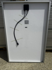 40pc Pallet SPR-E20-330-COM Sunpower 330 Watt Maxeon Cells