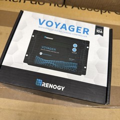 Waterproof Voyager Renogy 12V 10A DC Solar Charge Controller