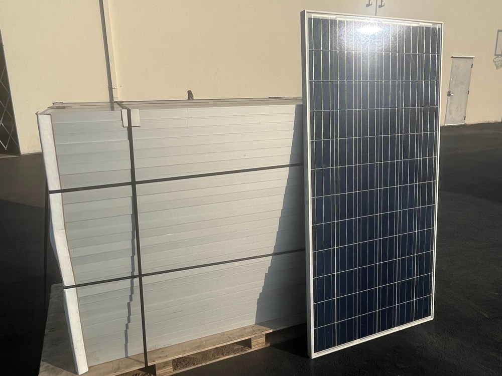 LOT OF 25 JA Solar 305 Watt Multicrystalline Solar Panels PN: JAP6-72-305/3BB