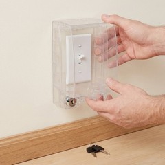 Weatherproof Outlet Cover – Waterproof Outdoor Plug Cover with Lock –